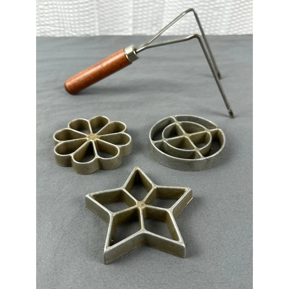 Vintage  Nordic Ware Double Rosette and Timbale Iron w/  3Molds